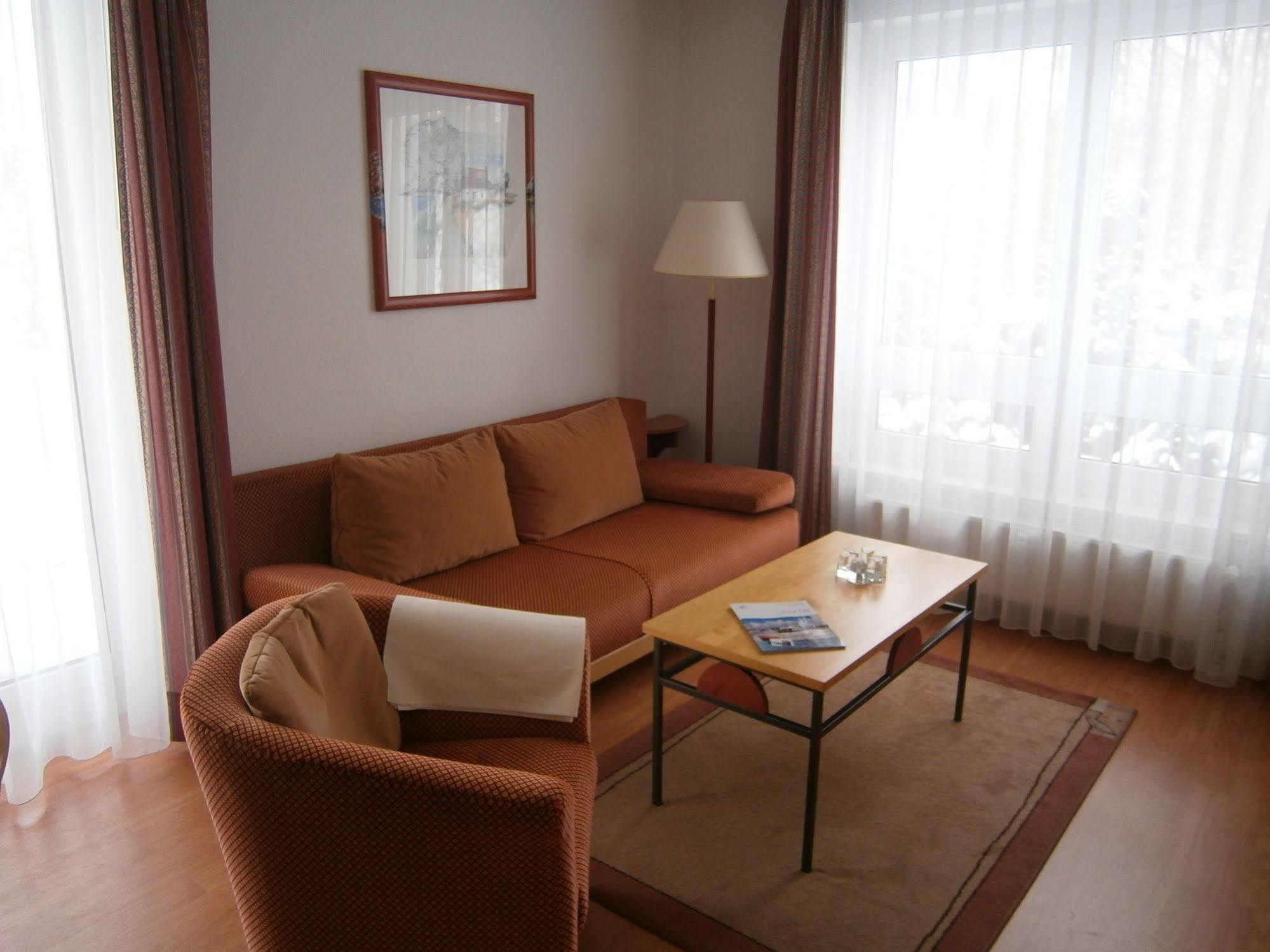 Aparthotel Apartmenthaus Binzer Sterne 3*