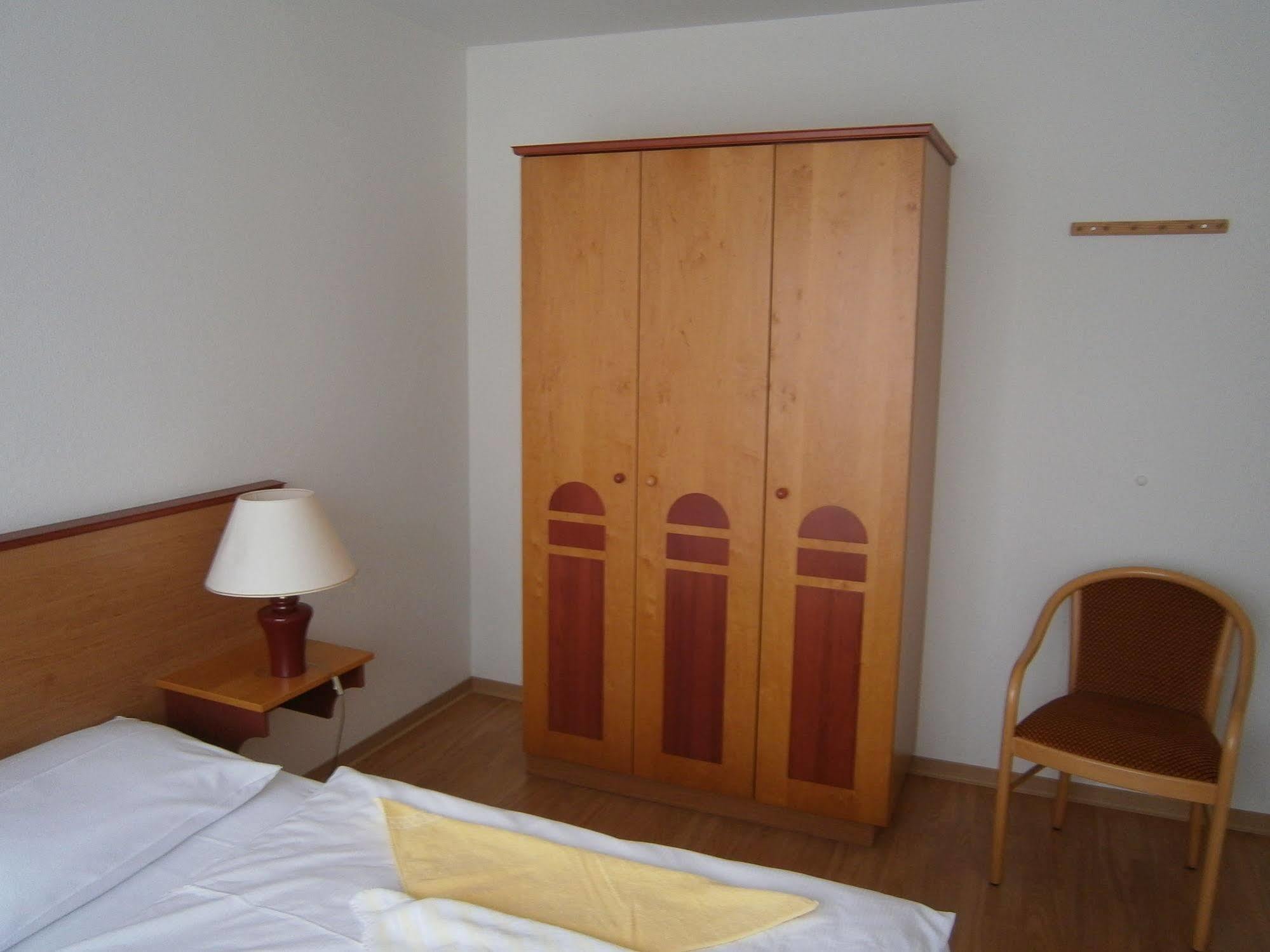 Apartmenthaus Binzer Sterne Aparthotel Binz